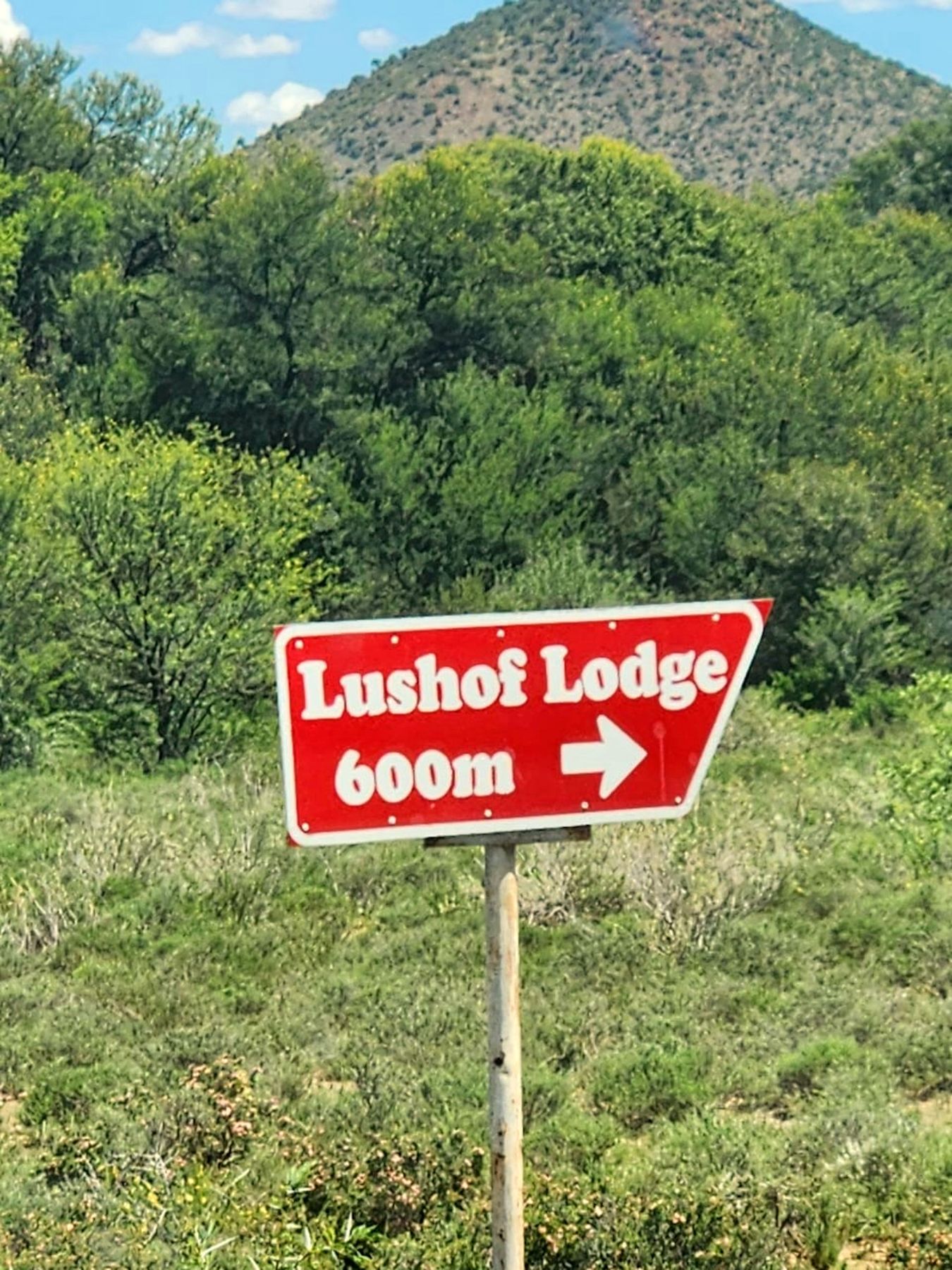 The Lushof Lodge road sign